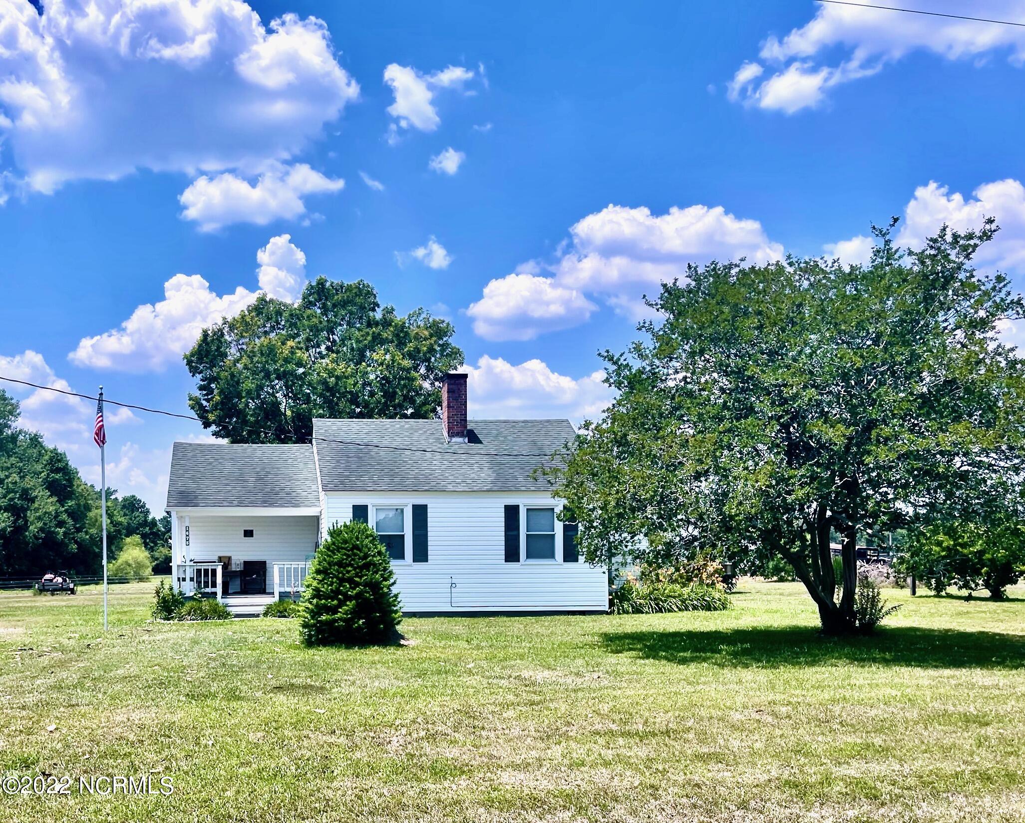 1675 Crooked Run Road Willard, NC 28478 - Photo 1 of 1 Front of house