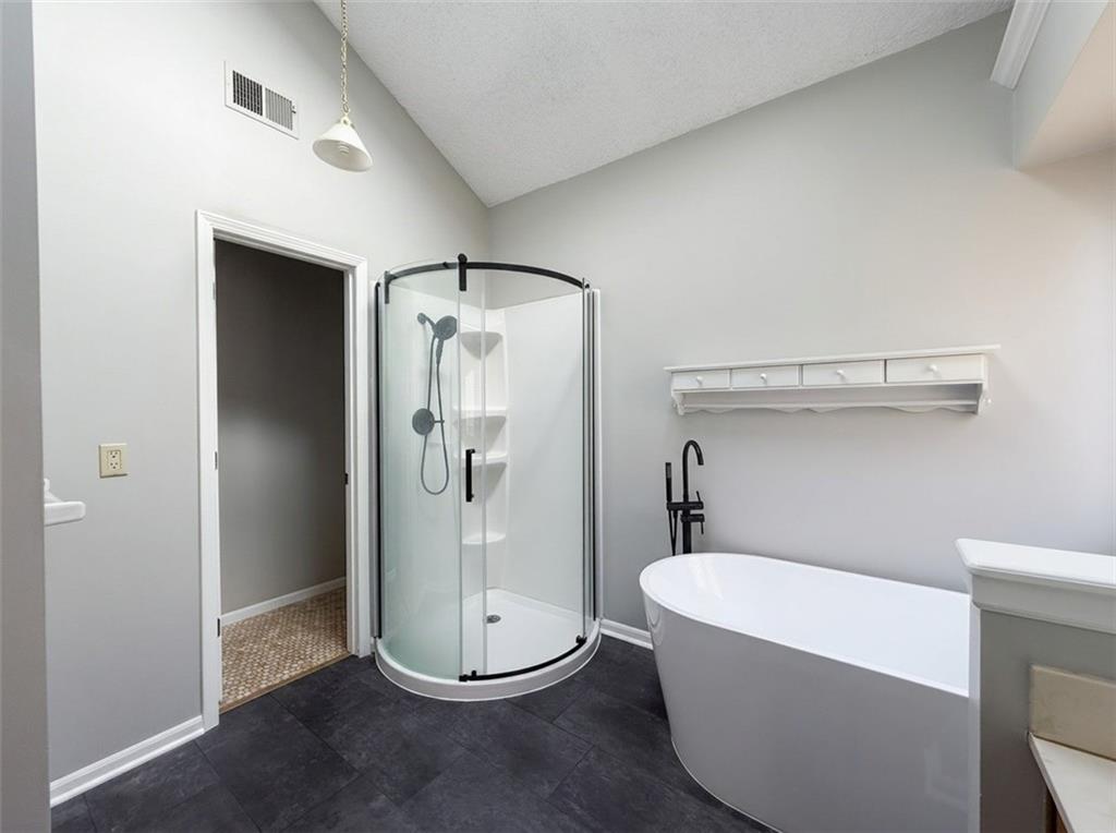 8323 West 120th Terrace Overland Park, KS 66213 - Photo 23 of 28