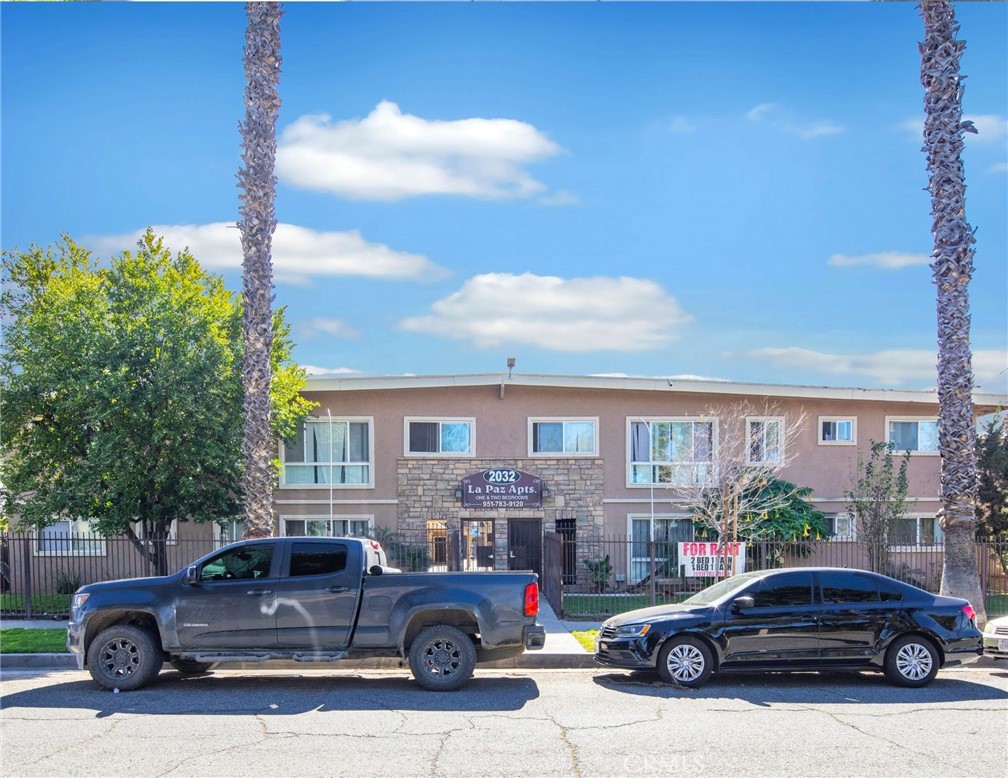 2032 West Linden Street Riverside, CA 92507 - Photo 6 of 66