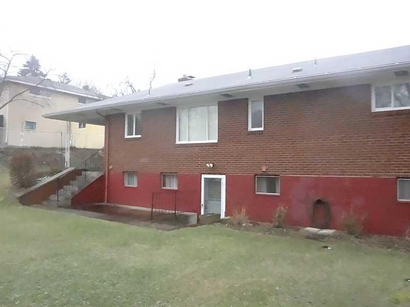 1105 East Windhaven Road Pittsburgh, PA 15205 - Photo 5 of 25 Exterior Back.