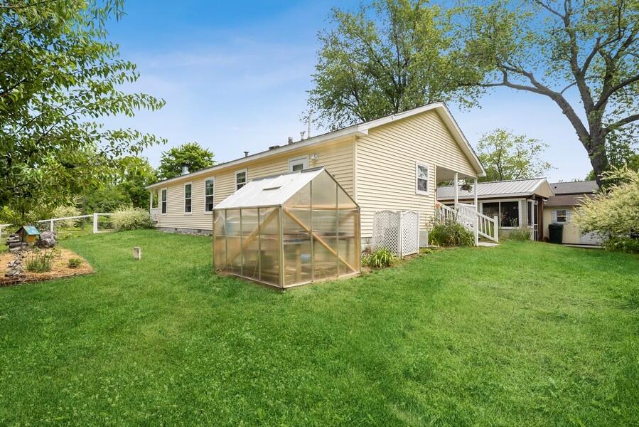 6261 Harding Street Coloma, MI 49038 - Photo 13 of 20 Green house!