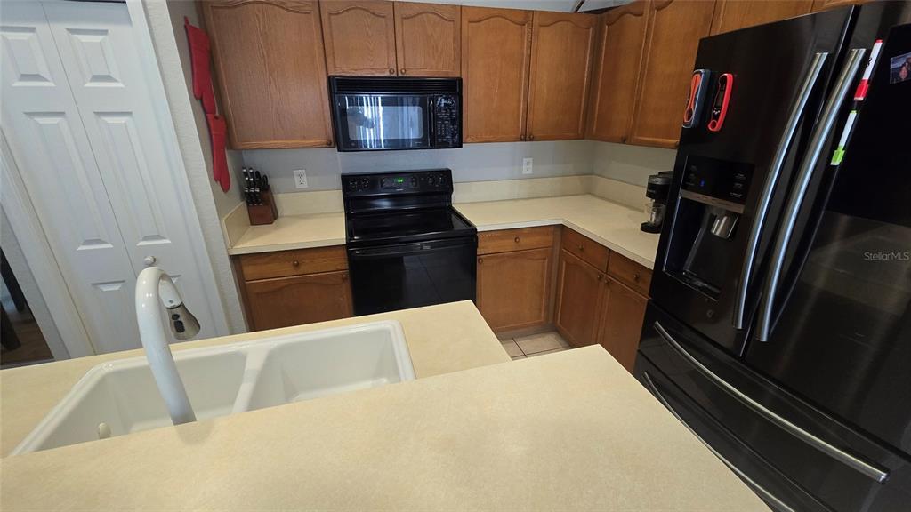 1050 Starkey Road, Unit 601 Largo, FL 33771 - Photo 12 of 41