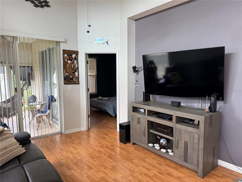 1050 Starkey Road, Unit 601 Largo, FL 33771 - Photo 7 of 41