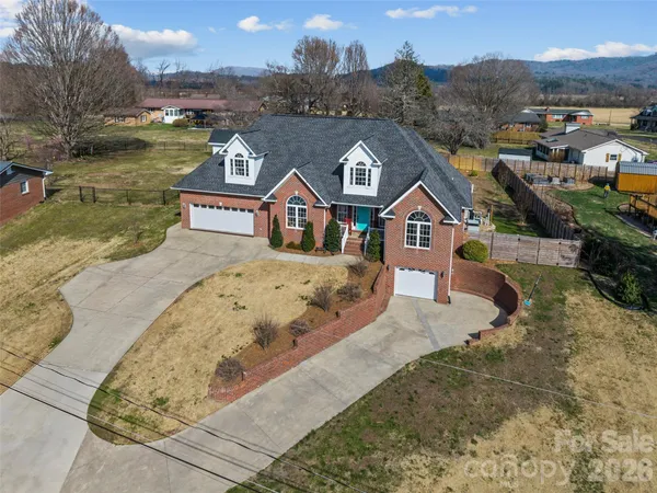 $975,000 | 719 Neely Road, Brevard, NC 28712