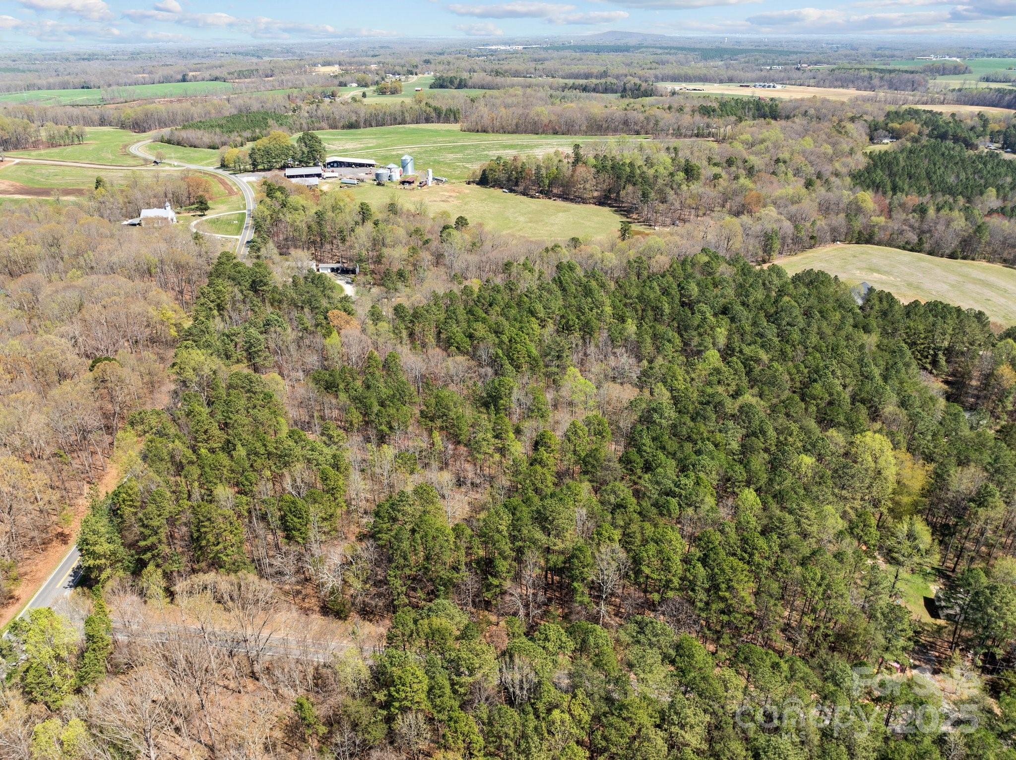 ### Umberger Road Cleveland, NC 27013 - Photo 5 of 9 a view of a field with an ocean