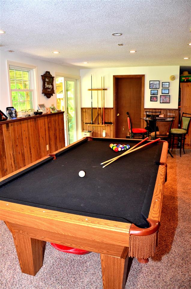 42 Tirrell Road Bedford, NH 03110 - Photo 17 of 28