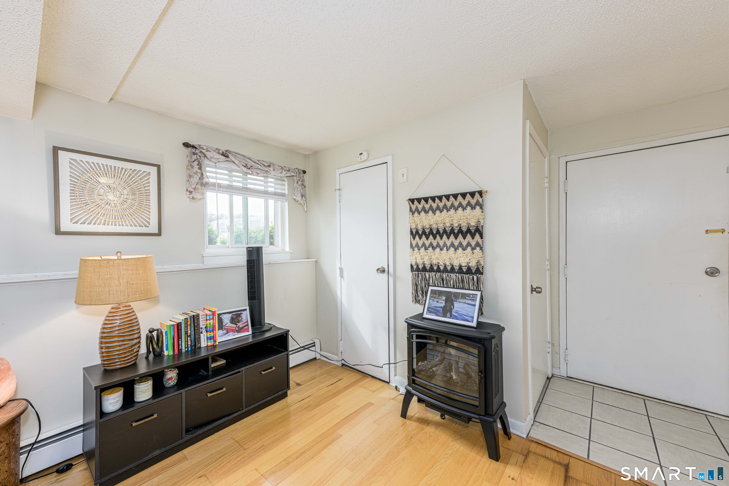 4 Evergreene Road, Unit 4 Wallingford, CT 06492 - Photo 4 of 15