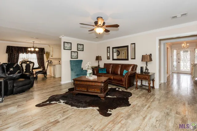 $340,000 | 12572 Parkwood Drive, Baton Rouge, LA 70815