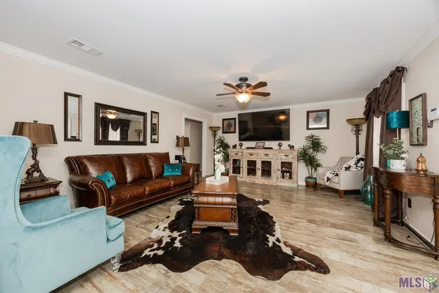 $340,000 | 12572 Parkwood Drive, Baton Rouge, LA 70815