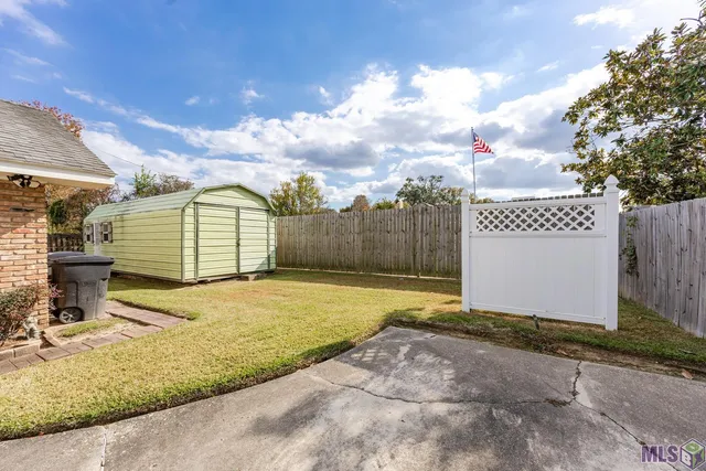 $340,000 | 12572 Parkwood Drive, Baton Rouge, LA 70815