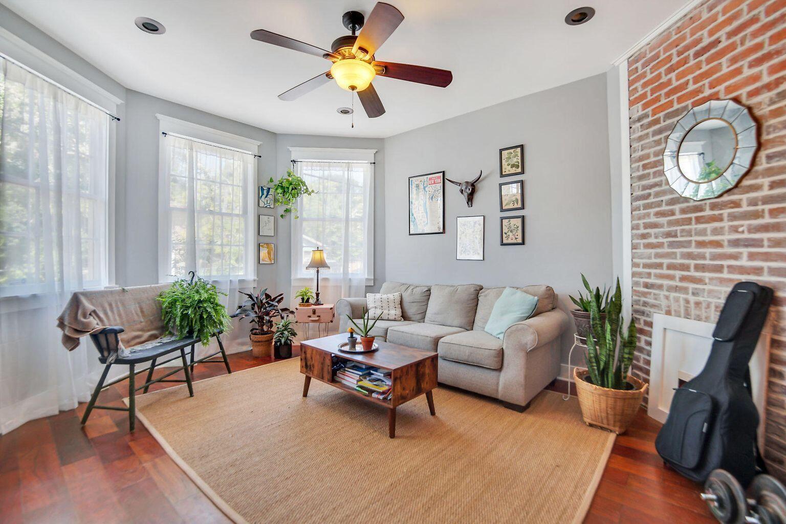 66 America Street, Unit A Charleston, SC 29403 - Photo 4 of 15 Front living room
