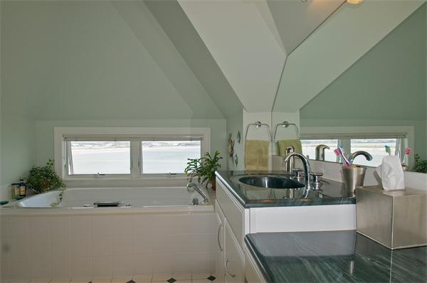 110 Wilson Road Nahant, MA 01908 - Photo 14 of 24 Gallery Image 14