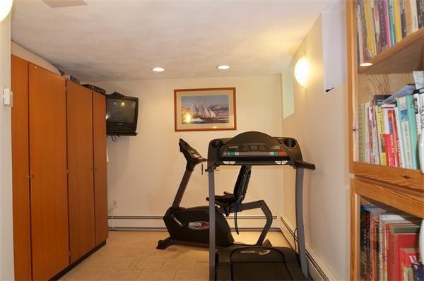 110 Wilson Road Nahant, MA 01908 - Photo 17 of 24 Gallery Image 17