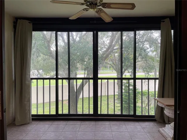 $2,000 | 1801 East Lake Road South, Unit 8E, Palm Harbor, FL 34685