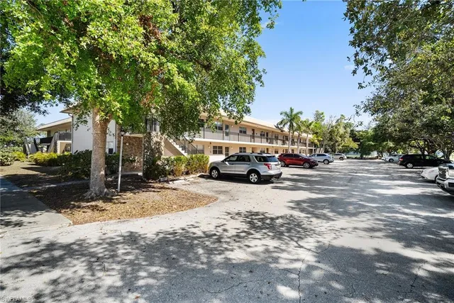 $99,900 | 1560 Colonial Boulevard, Unit 234, Fort Myers, FL 33907