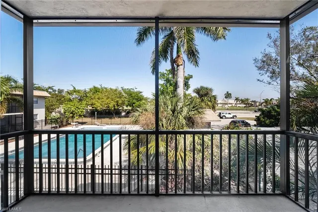 $99,900 | 1560 Colonial Boulevard, Unit 234, Fort Myers, FL 33907