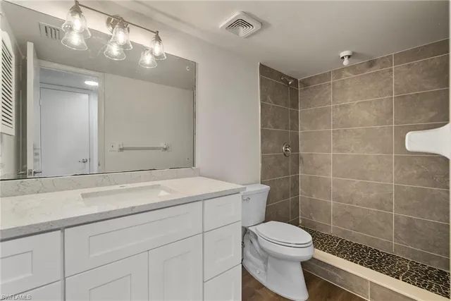 $99,900 | 1560 Colonial Boulevard, Unit 234, Fort Myers, FL 33907