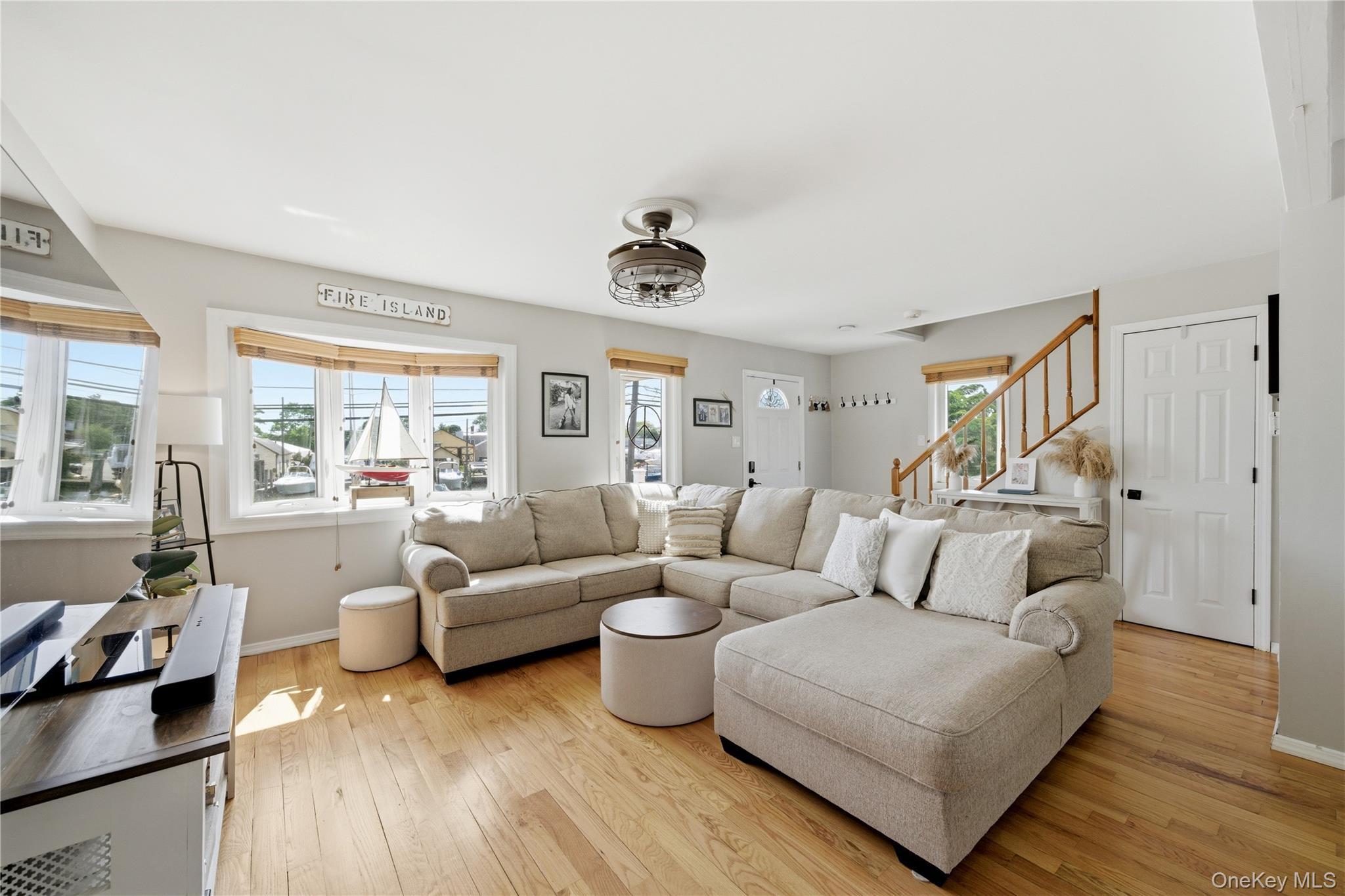 107 East Shore Road Lindenhurst, NY 11757 - Photo 11 of 36