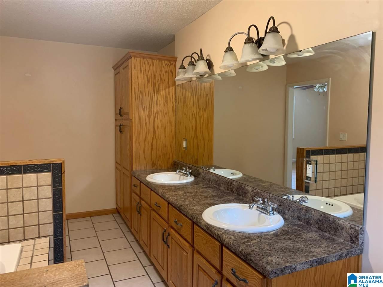 1010 Rochester Road Southeast Jacksonville, AL 36265 - Photo 24 of 36