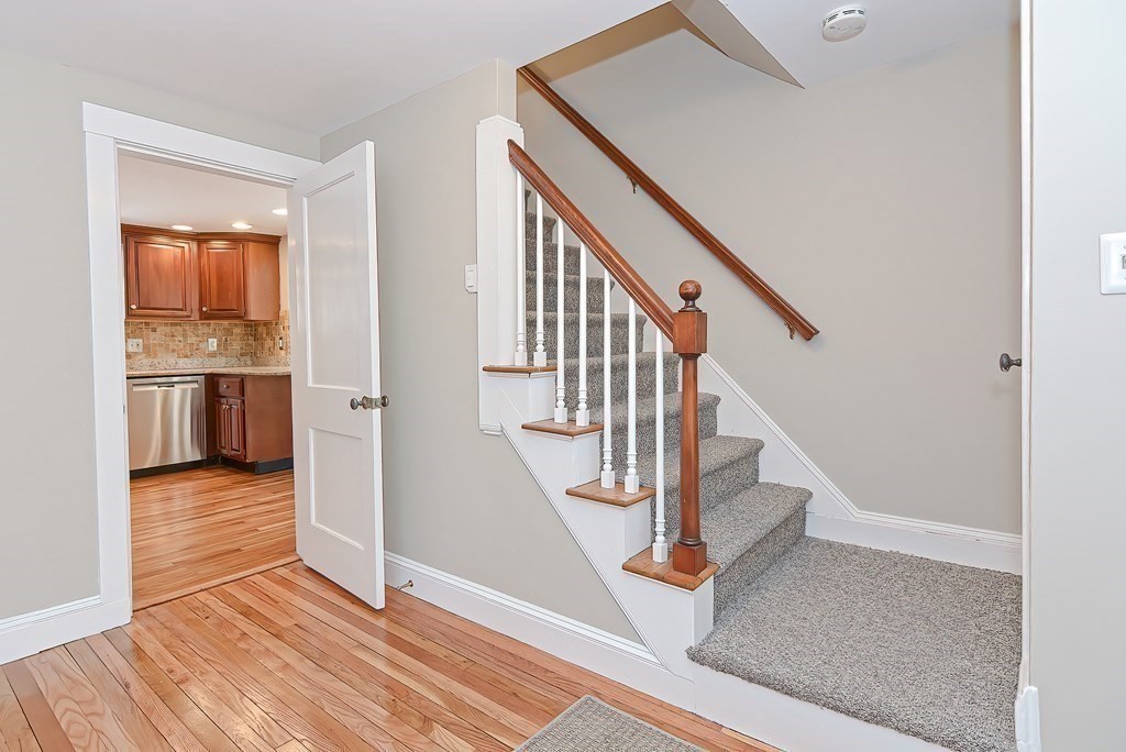 85 Moosehill Road Walpole, MA 02032 - Photo 23 of 42