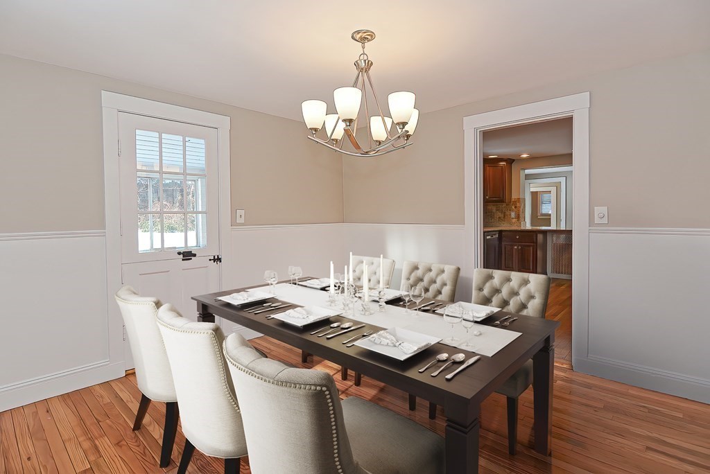85 Moosehill Road Walpole, MA 02032 - Photo 8 of 42