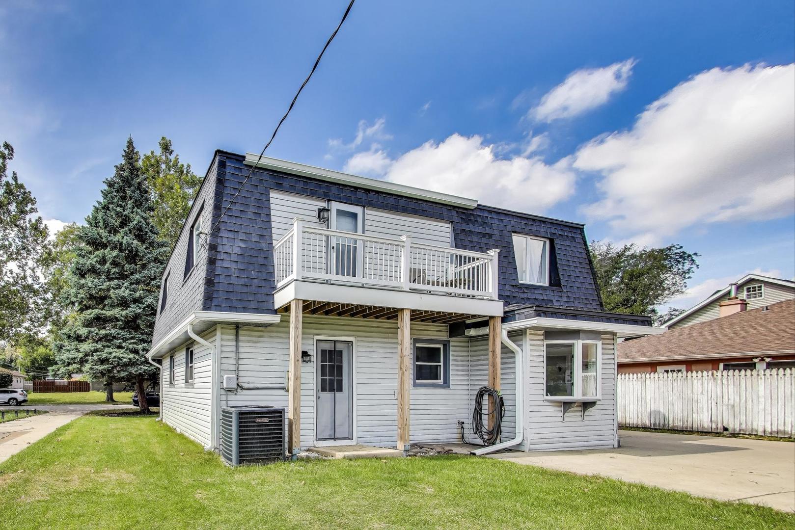 3600 Owl Drive Rolling Meadows, IL 60008 - Photo 14 of 21 a front view of house with yard