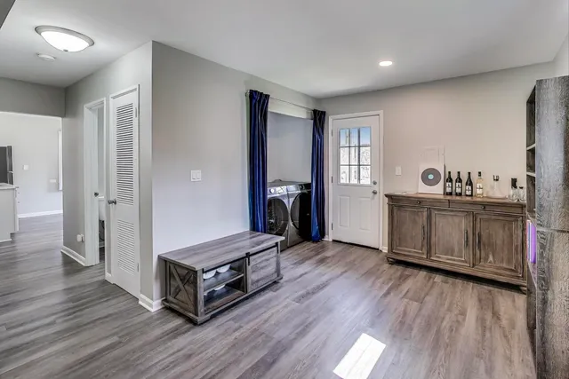 $399,000 | 3600 Owl Drive, Rolling Meadows, IL 60008