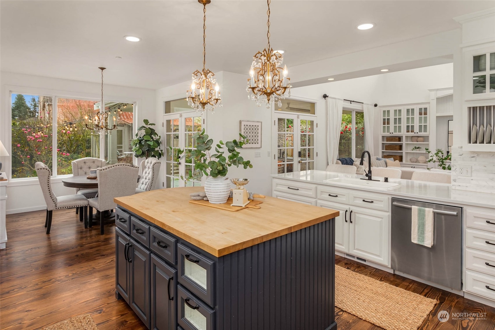 9027 Northeast 152nd Place Bothell, WA 98011 - Photo 12 of 38 Gallery Image 12