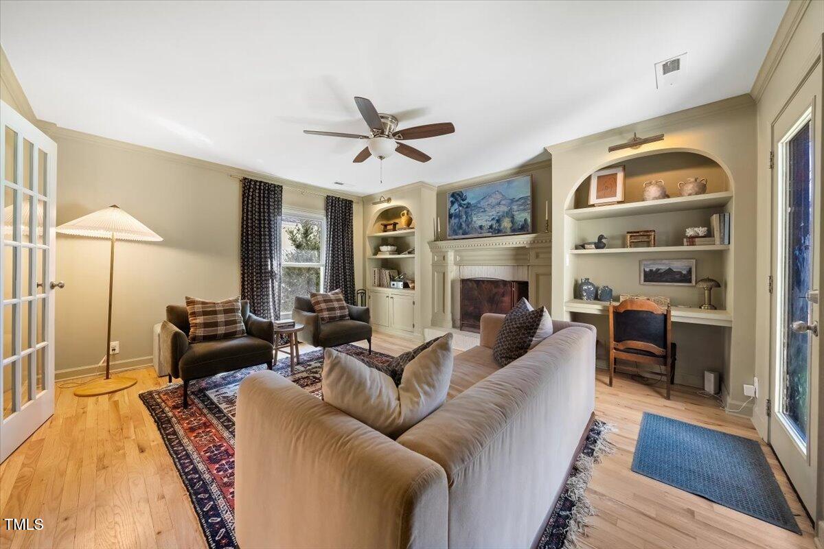 616 Yale Street Raleigh, NC 27609 - Photo 15 of 32 07-aINT_004