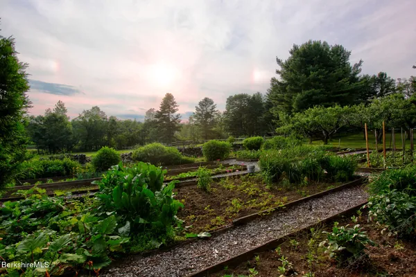 $4,995,000 | 764 East Hill Road, New Marlborough, MA 01259