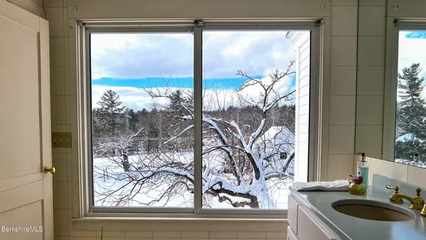 $4,995,000 | 764 East Hill Road, New Marlborough, MA 01259