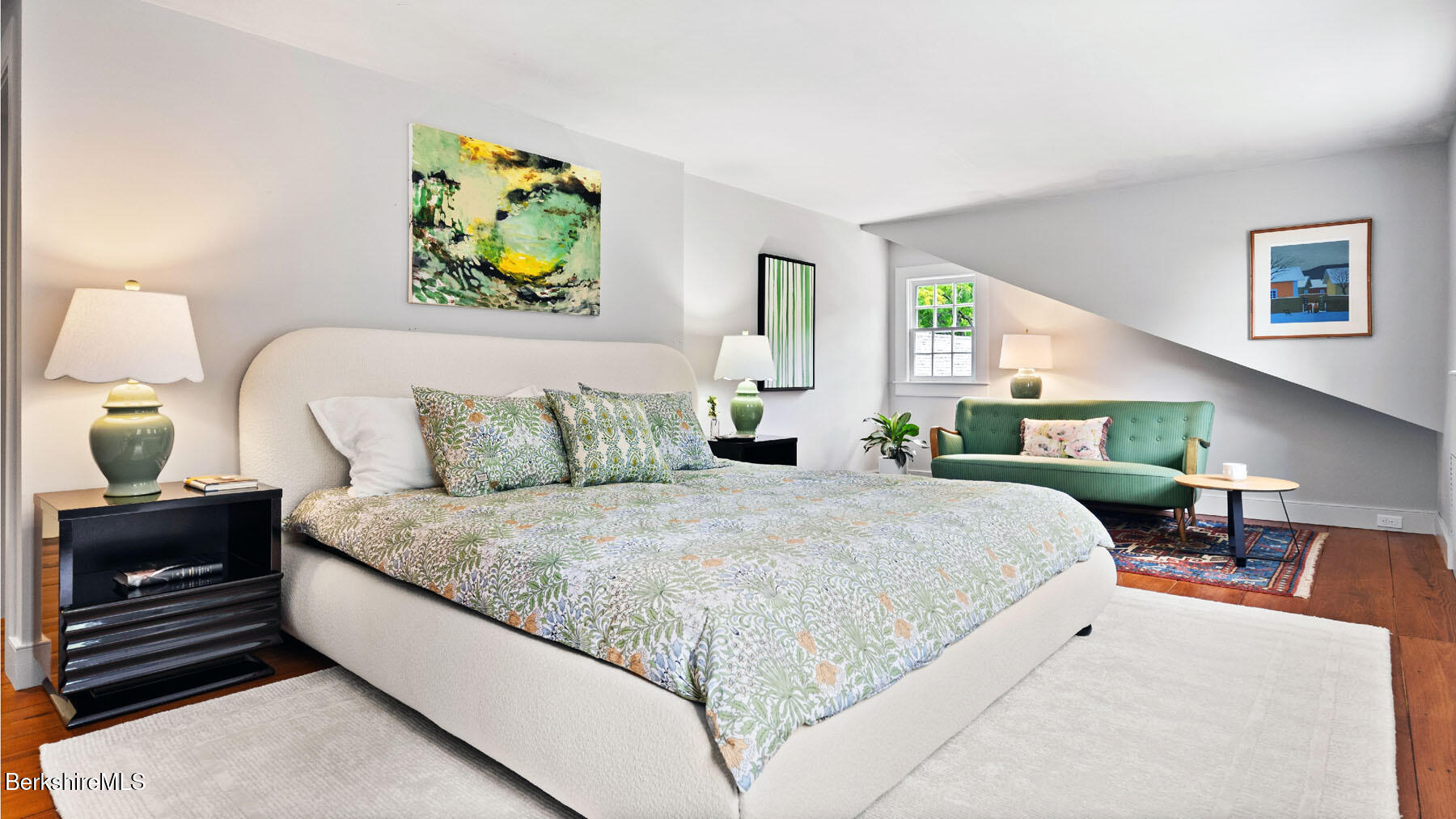 764 East Hill Road New Marlborough, MA 01259 - Photo 57 of 84 047_125_INT_Back BR0