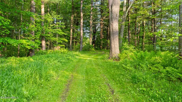 $4,995,000 | 764 East Hill Road, New Marlborough, MA 01259