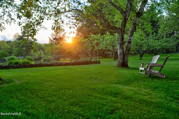 $4,995,000 | 764 East Hill Road, New Marlborough, MA 01259