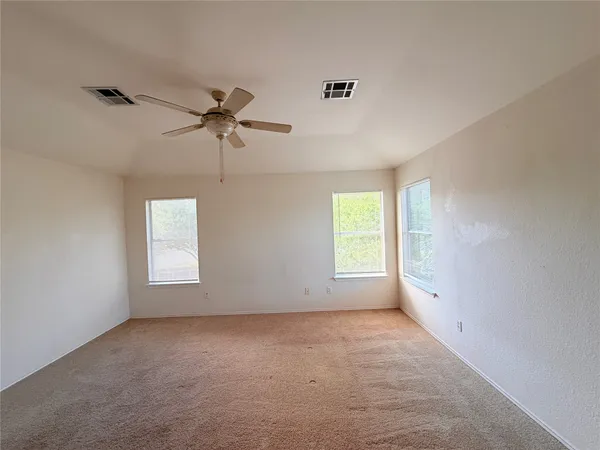 $2,000 | 1522 Van Horn Drive, Round Rock, TX 78664