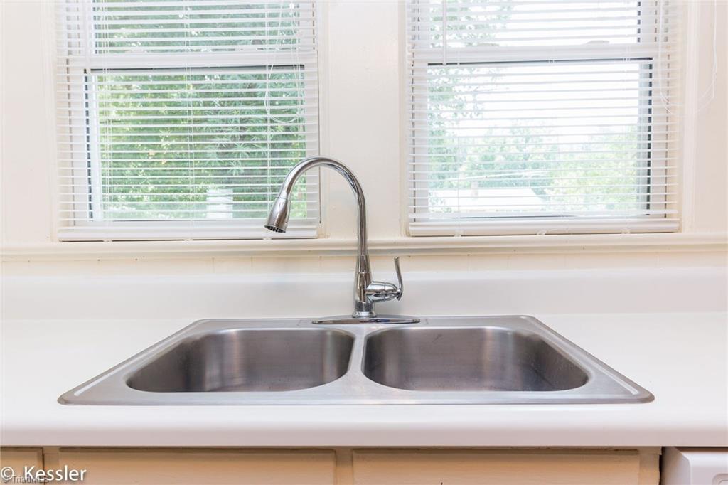 303 Boone Road Burlington, NC 27217 - Photo 15 of 30 Gallery Image 15