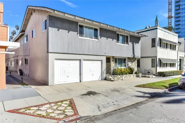 $3,195 | 68 Lime Avenue, Unit 12, Long Beach, CA 90802