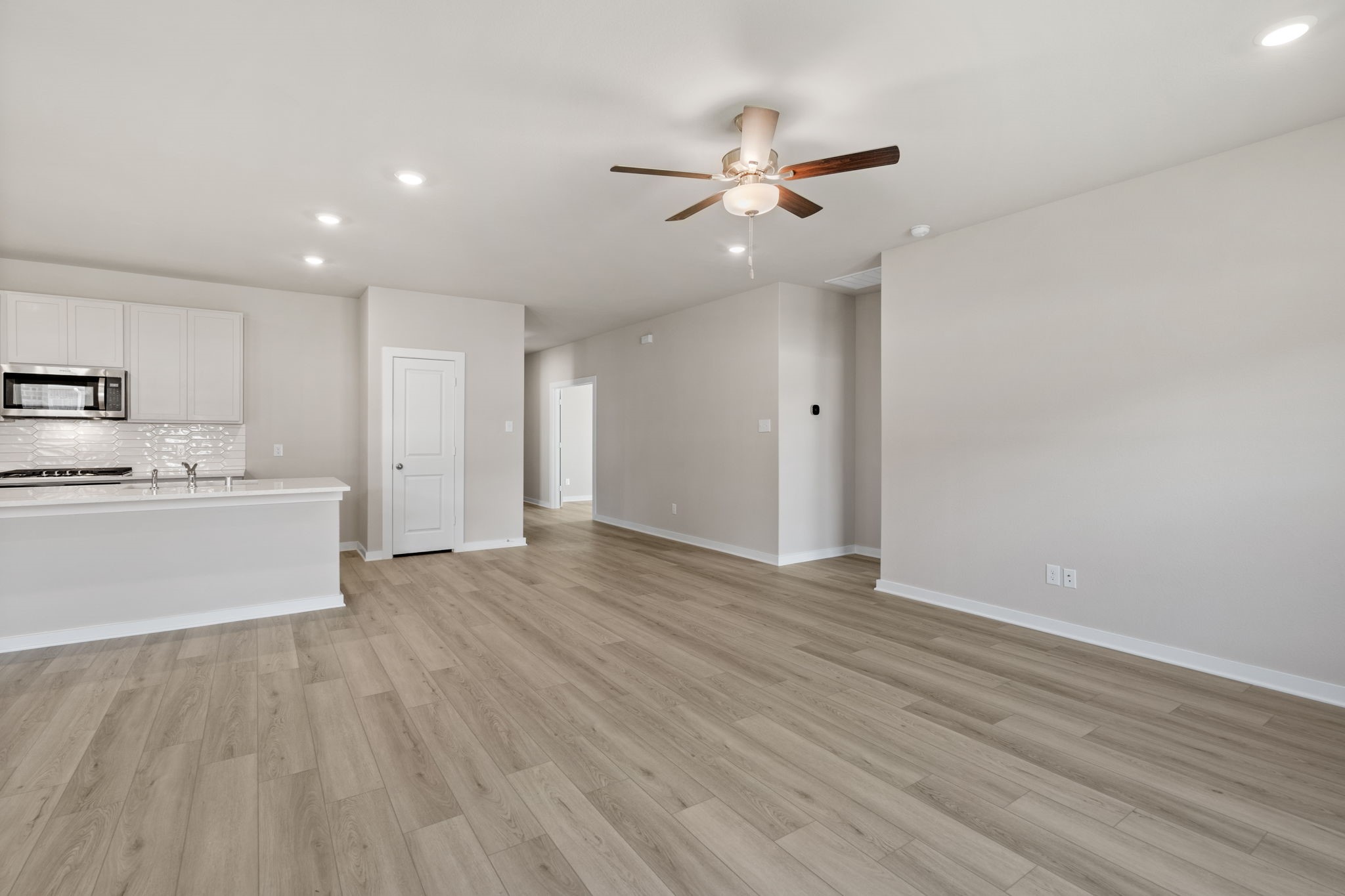 12015 Moonlight Path Drive Conroe, TX 77304 - Photo 12 of 31