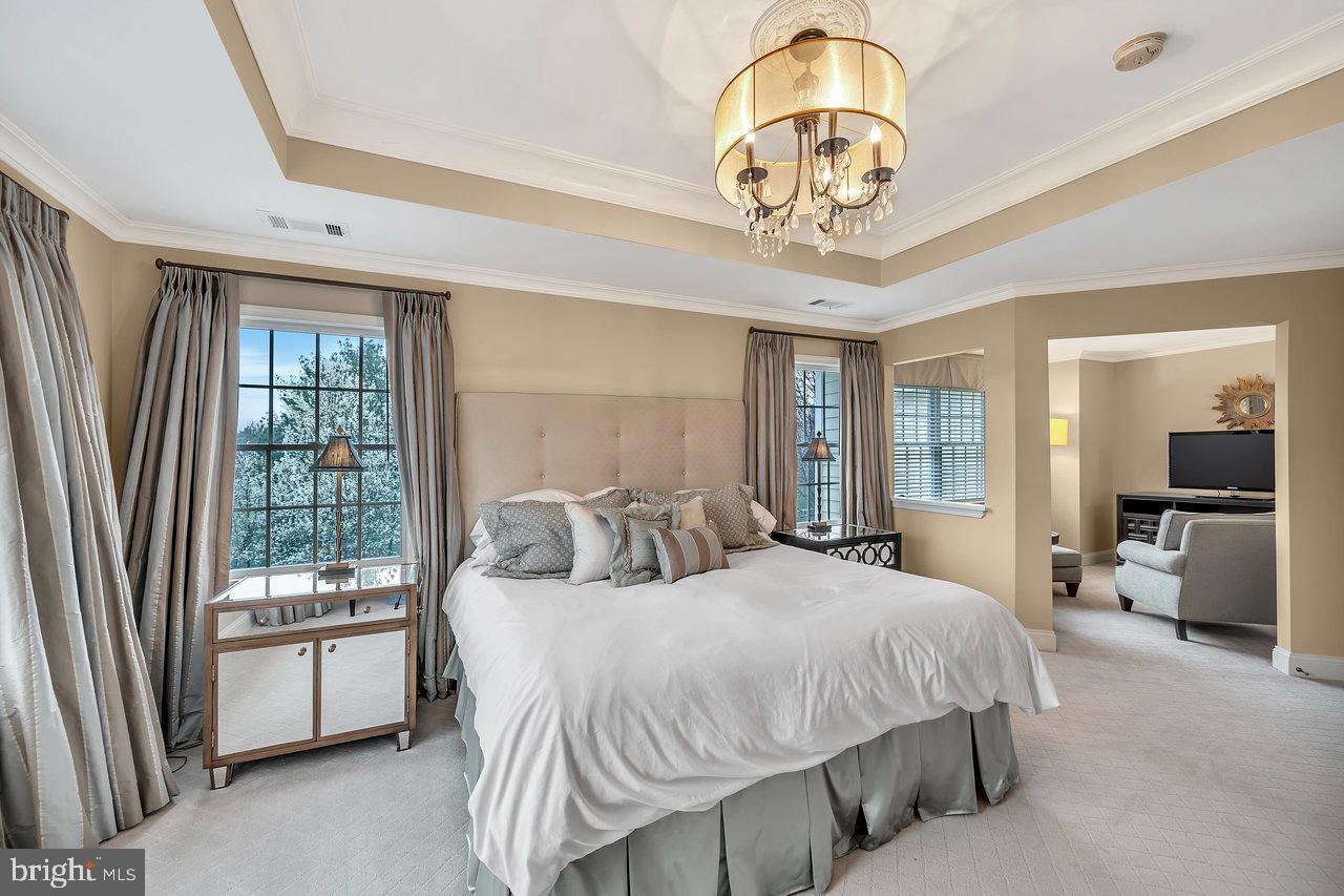 18 Innisbrook Road Skillman, NJ 08558 - Photo 23 of 46 Primary Suite