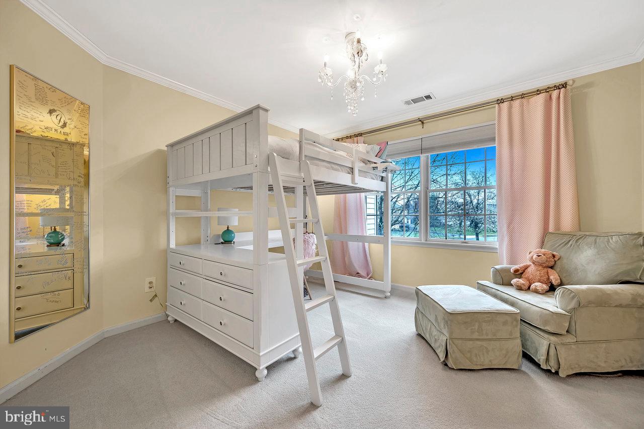 18 Innisbrook Road Skillman, NJ 08558 - Photo 27 of 46 Bedroom En Suite