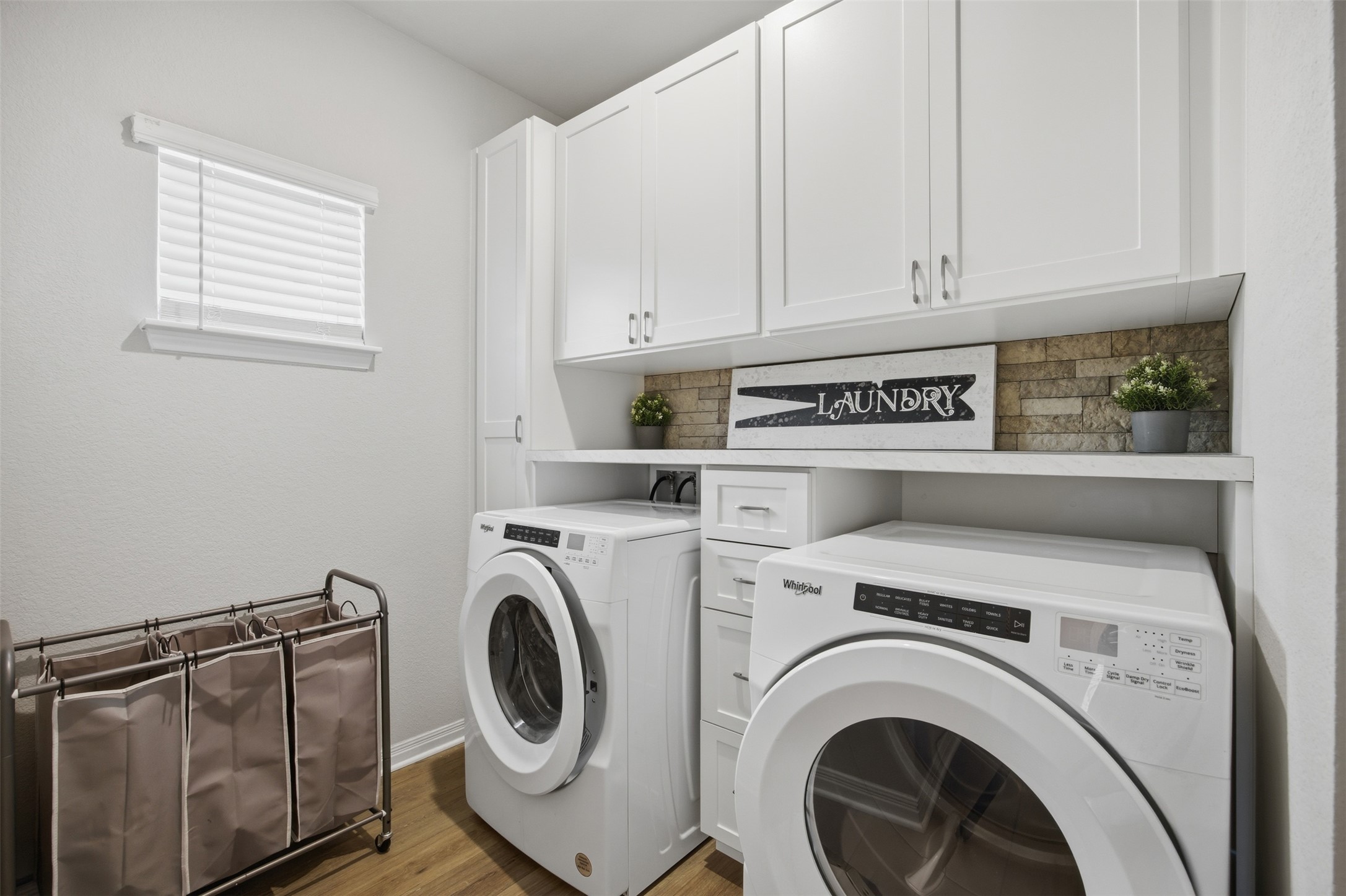 904 View Drive Georgetown, TX 78628 - Photo 20 of 40 a utility room with dryer and washer