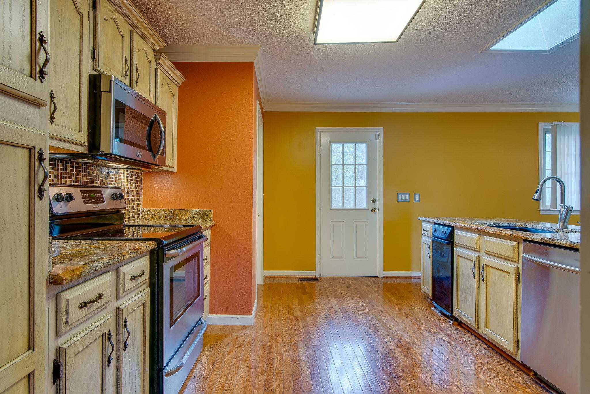 1819 Hidden Ridge Circle Mount Juliet, TN 37122 - Photo 17 of 30 Gallery Image 17
