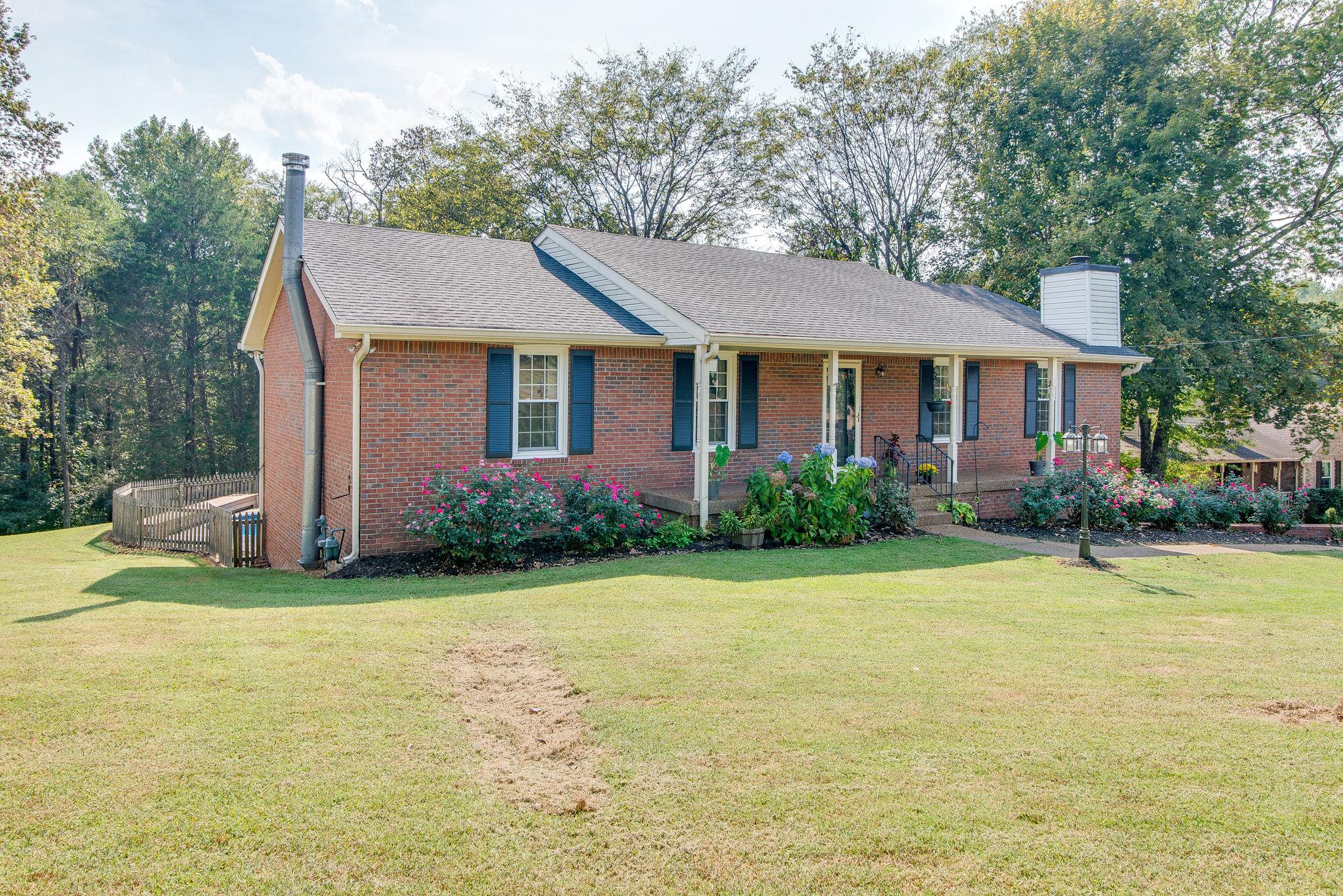 1819 Hidden Ridge Circle Mount Juliet, TN 37122 - Photo 3 of 30 Gallery Image 3