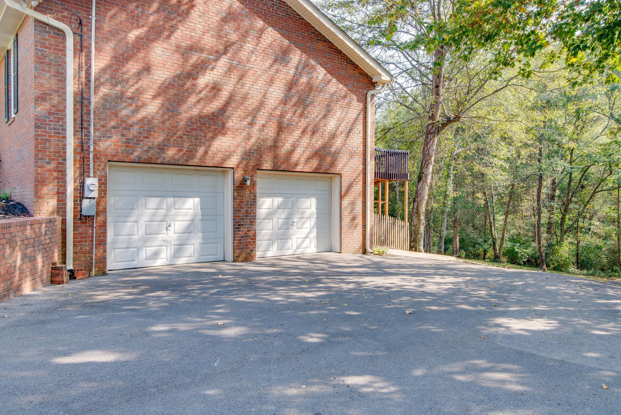 1819 Hidden Ridge Circle Mount Juliet, TN 37122 - Photo 5 of 30 Gallery Image 5