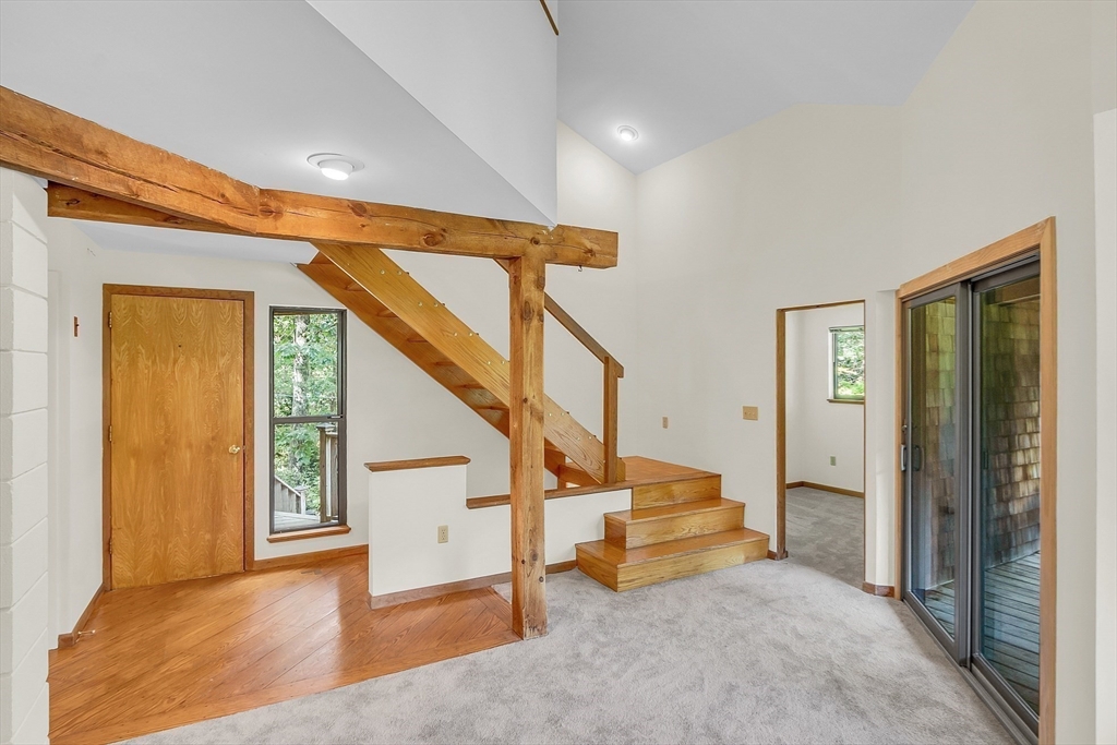 112 Littleton County Road Harvard, MA 01451 - Photo 14 of 40