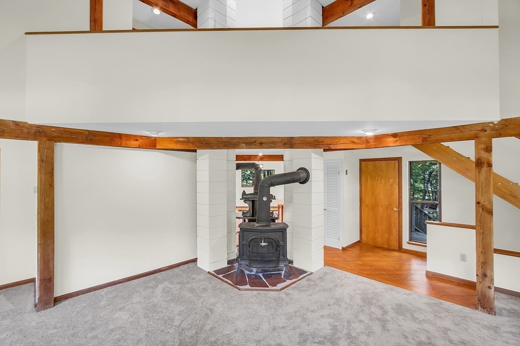 112 Littleton County Road Harvard, MA 01451 - Photo 16 of 40