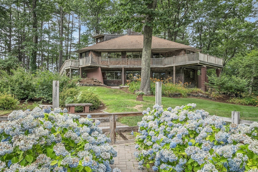 112 Littleton County Road Harvard, MA 01451 - Photo 2 of 40