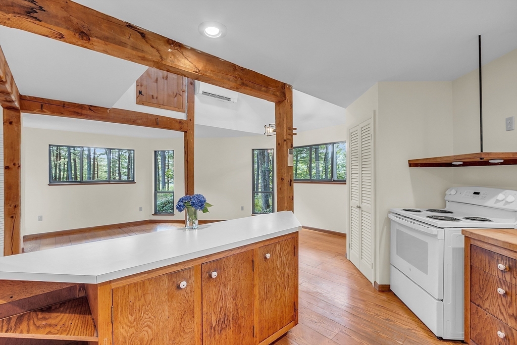 112 Littleton County Road Harvard, MA 01451 - Photo 6 of 40