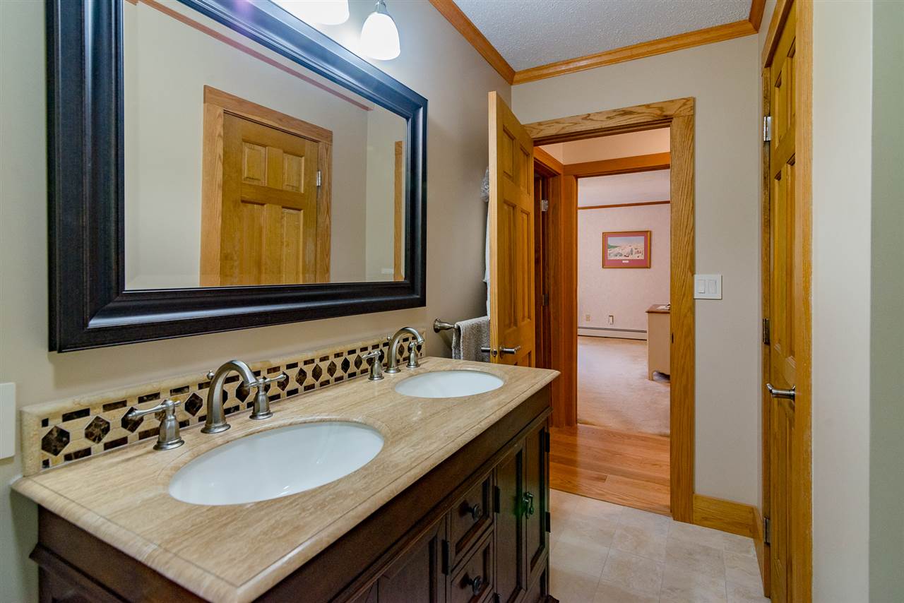 493 Crow Hill Road Arlington, VT 05250 - Photo 16 of 17 Gallery Image 16