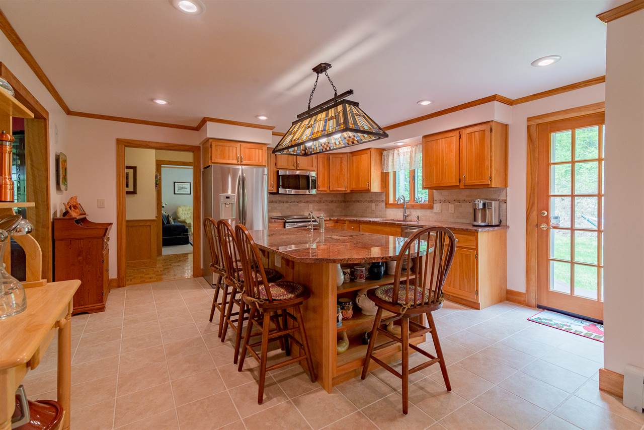 493 Crow Hill Road Arlington, VT 05250 - Photo 7 of 17 Gallery Image 7